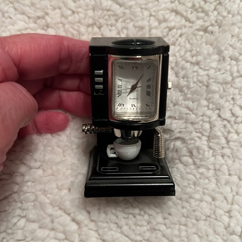 Black and Silver Miniature Coffee Machine Clock - Picture 2 of 3
